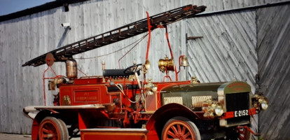 101-20-pic-old-fire-engine-photo.jpg